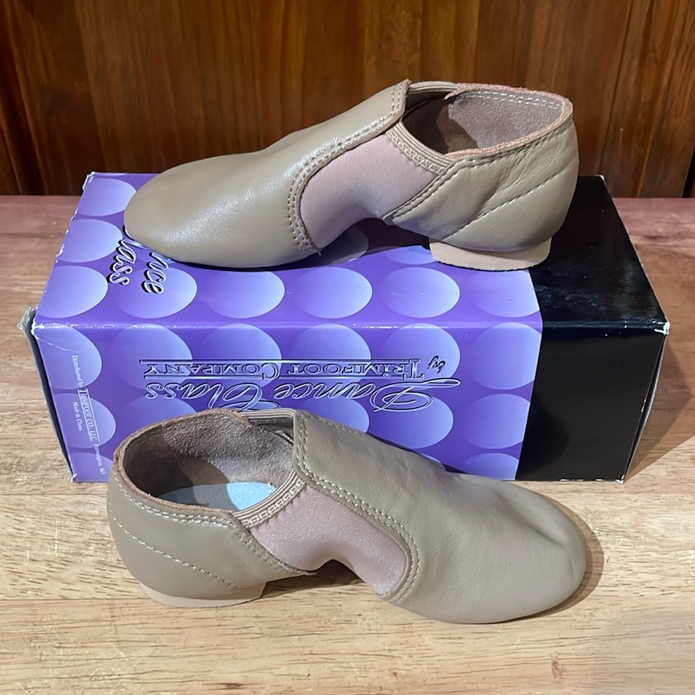 Dance Class Slip on Jazz Boot Shoe Leather Child's Size 10 NEW In Box